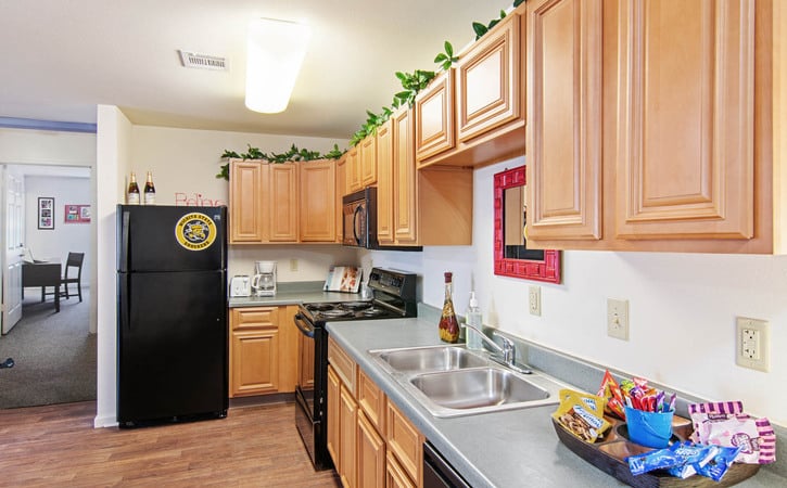 2909 oliver apartments wichita kansas kitchen black appliances 1