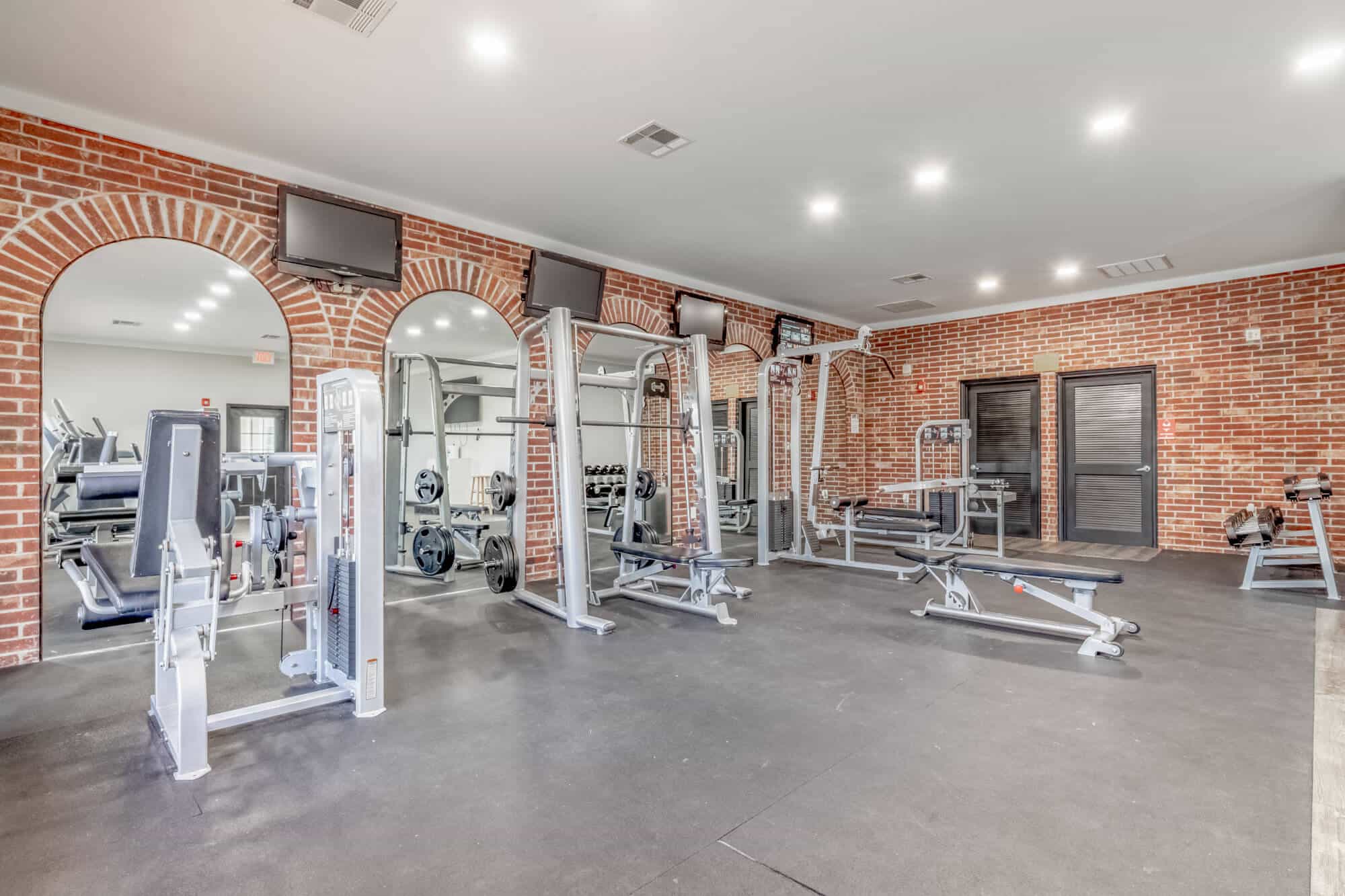 2909 oliver off campus apartments near wichita state university resident clubhouse fitness center